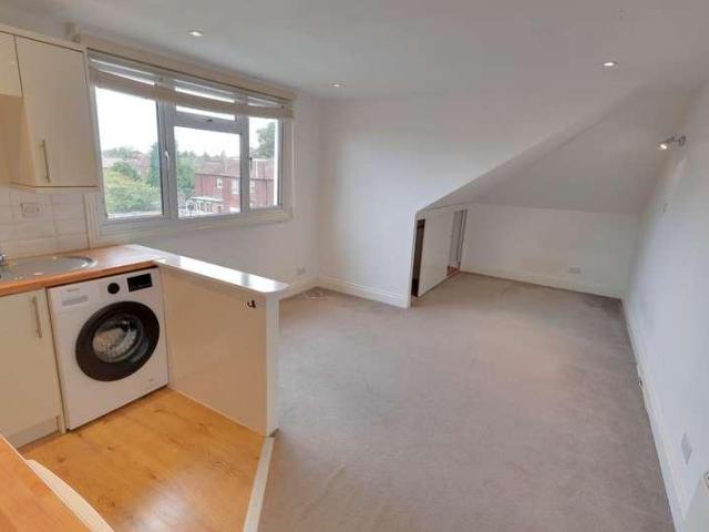 Flat for sale in Hill, City Of Southampton