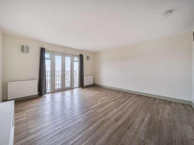 Flat for sale in Walcot, Bath