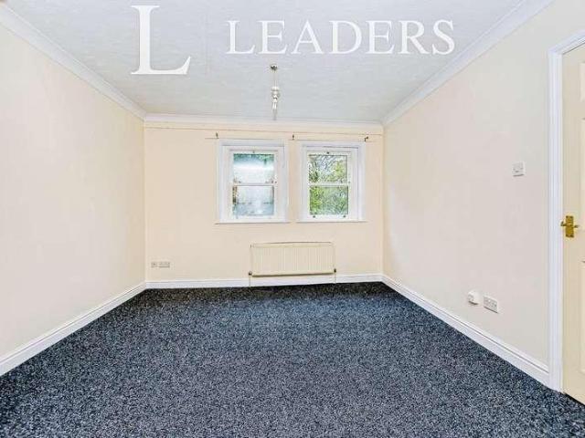 Flat for sale in Gosberton Clough, Lincolnshire