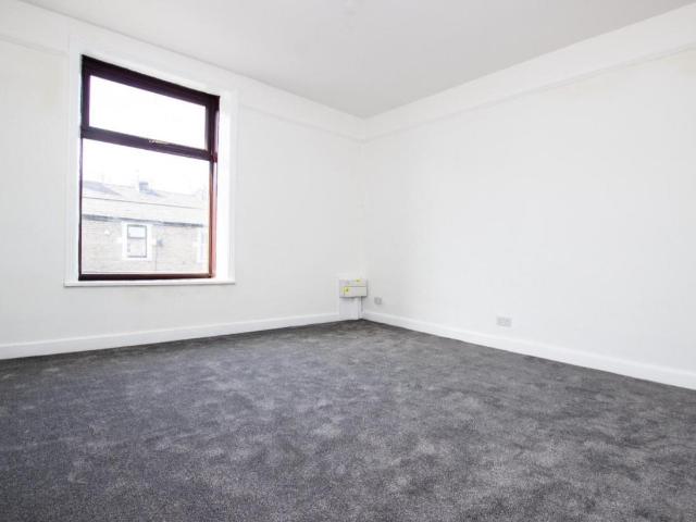 Flat for sale in Knowle Fold, Darwen