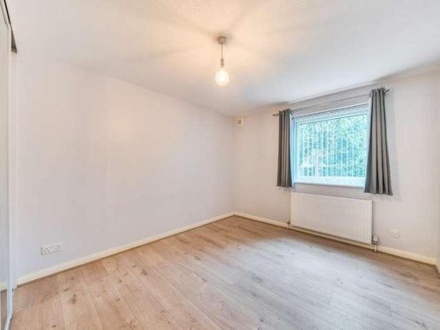 Flat for sale in Beckenham, Greater London