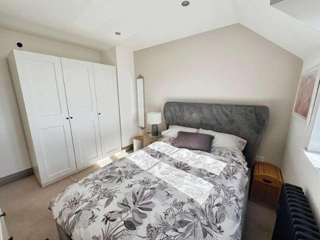 Flat for sale in Woodley