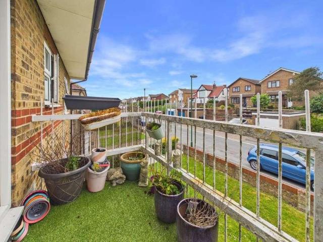 Flat for sale in Fishersgate, West Sussex