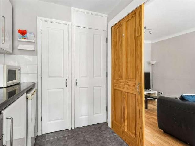 Flat for sale in Highbury, Greater London