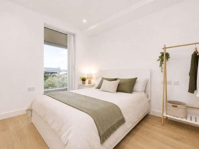Flat for sale in Barnsbury, Greater London