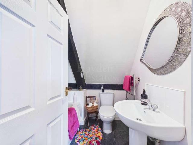 Flat for sale in Catchems End, Wyre Forest