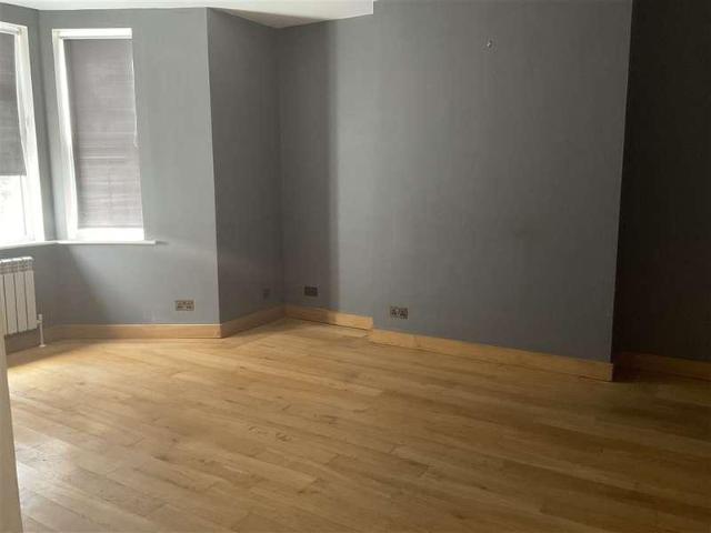 Flat for sale in Westbrook, Acol