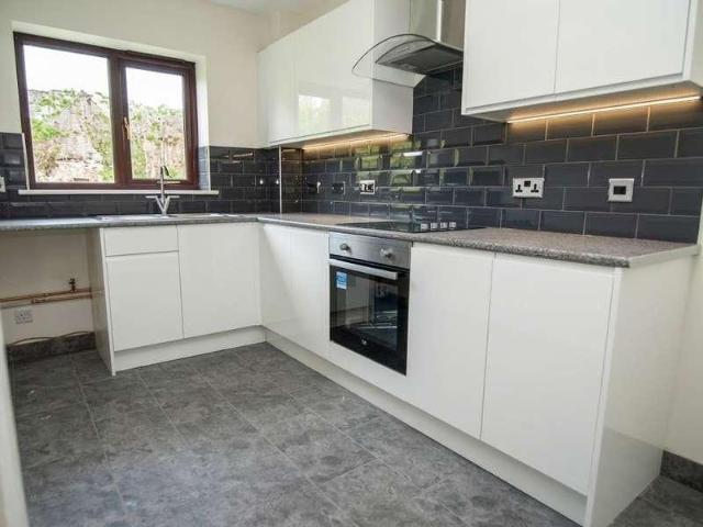 Flat for sale in Redhouse Park, Newport Pagnell
