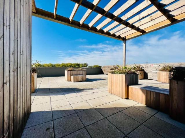 Flat for sale in South Ashford, Bridgefield