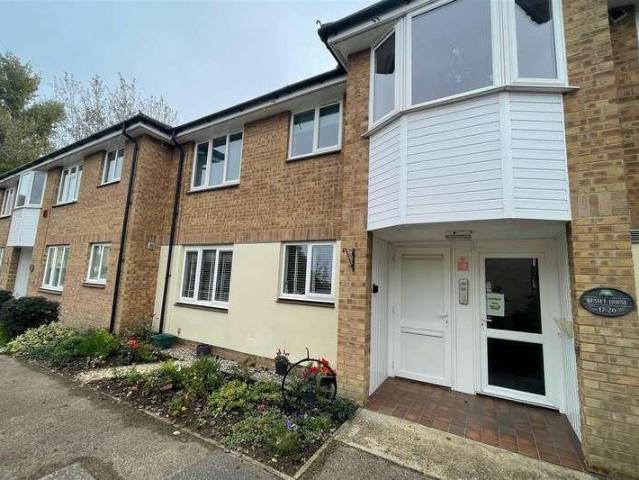 Flat for sale in Chedburgh, Suffolk