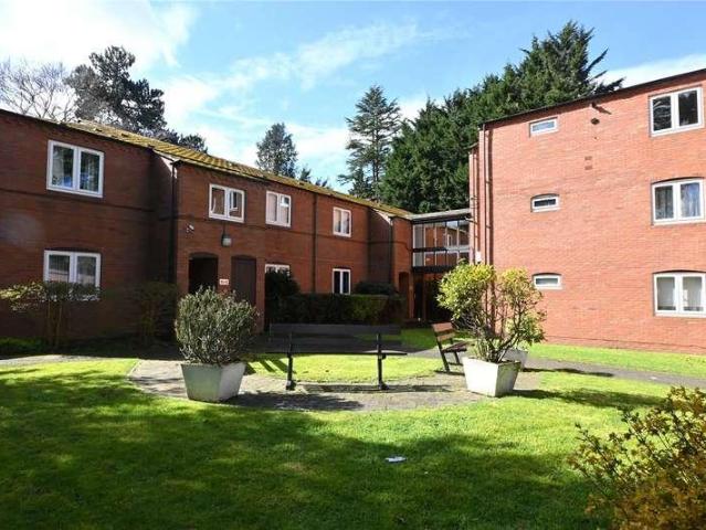 Flat for sale in Wake Green, West Midlands