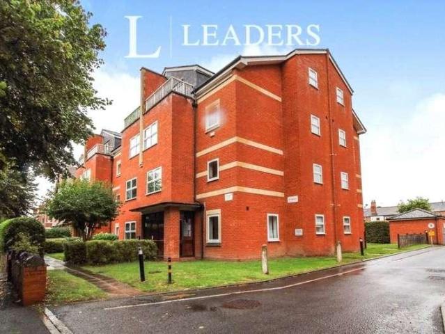Flat for sale in Barbourne, Worcester
