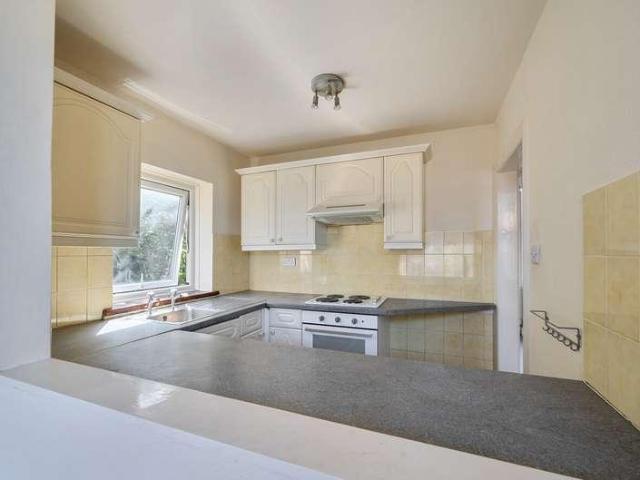Flat for sale in Muswell Hill, Greater London