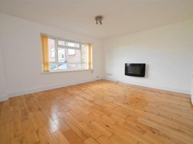 Flat for sale in Woodgate, West Midlands