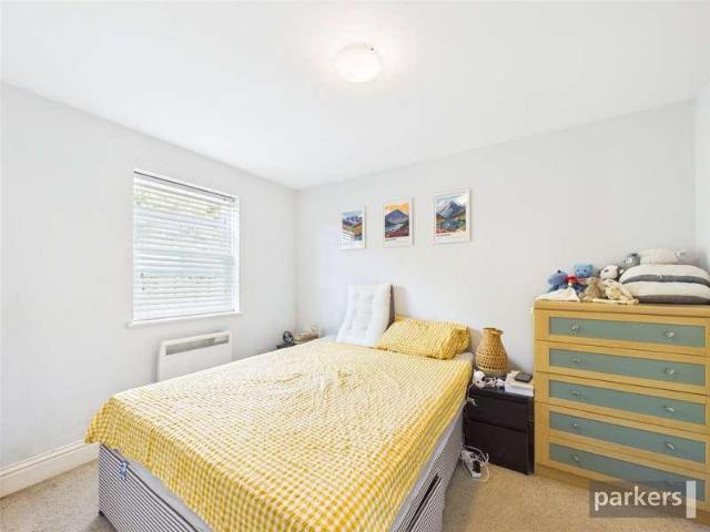 Flat for sale in Katesgrove, Reading