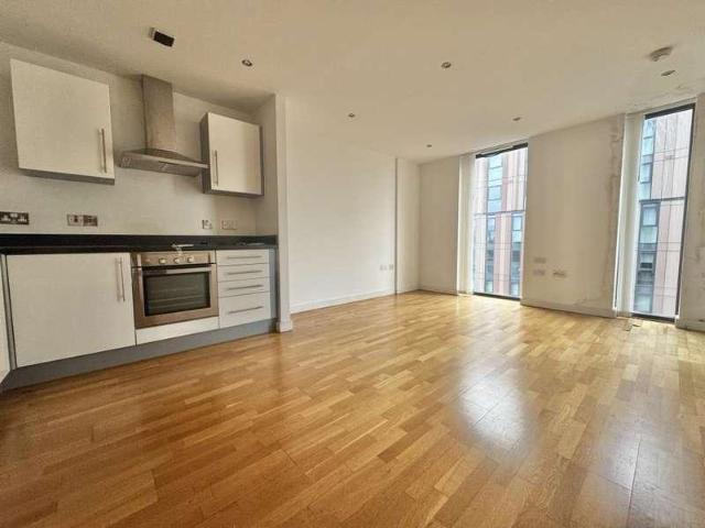 Flat for sale in Salford, Greater Manchester