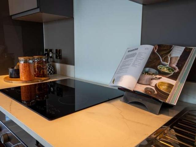 Flat for sale in Hamerton, Kent