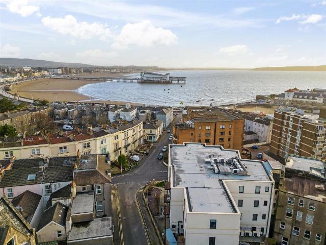 Flat for sale in Weston-super-mare, North Somerset