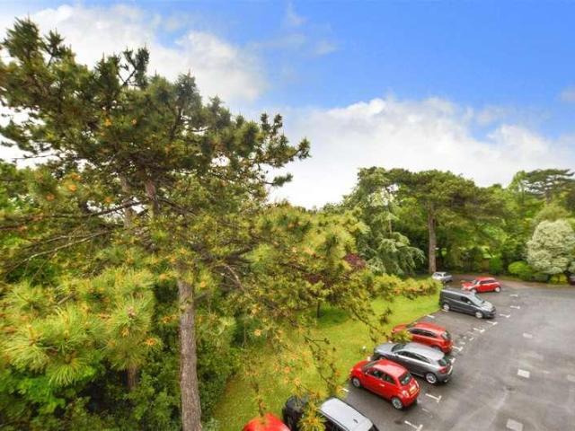 Flat for sale in Upperton, Eastbourne