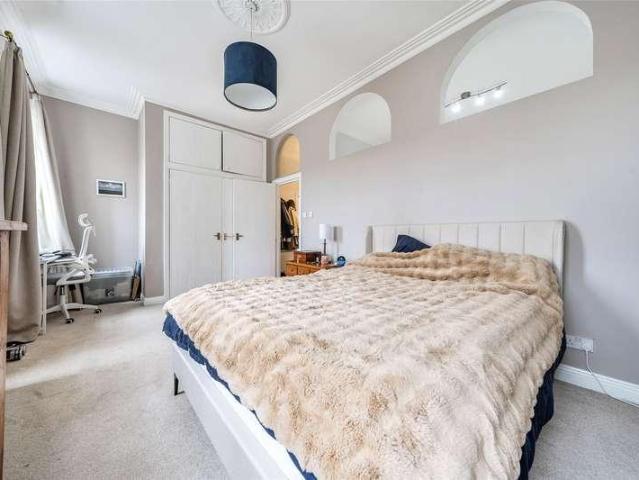 Flat for sale in Grosvenor, Dulcote