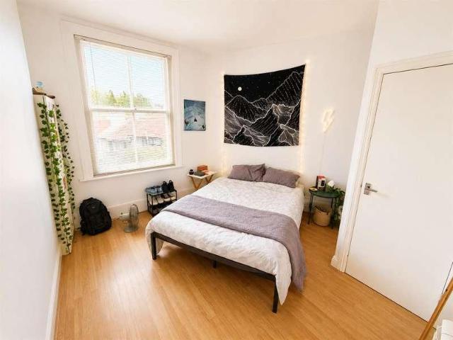 Flat for sale in Brighton & Hove