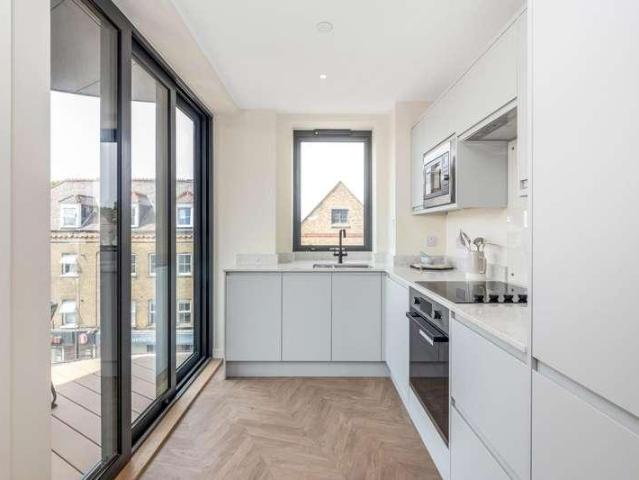 Flat for sale in Beckenham, Beckenham