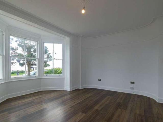 Flat for sale in Alton Barnes, Essex