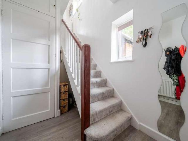 Flat for sale in Bellfields, Westborough