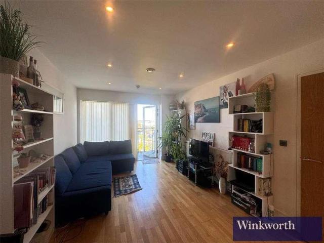 Flat for sale in Greater London