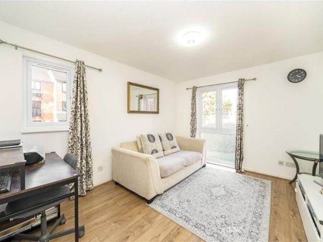 Apartment for rent in London Borough of Lewisham, Greater London