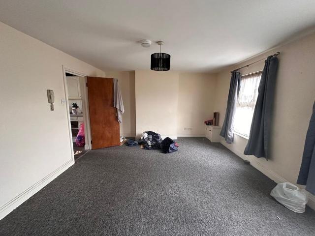 Apartment for rent in Gants Hill, Greater London