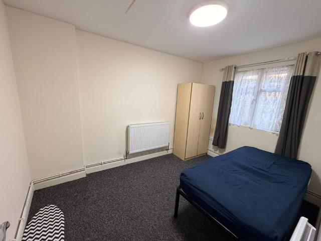 Apartment for rent in London Borough of Barking and Dagenham, Greater London