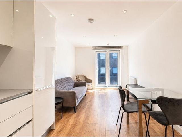 Apartment for rent in Greater London