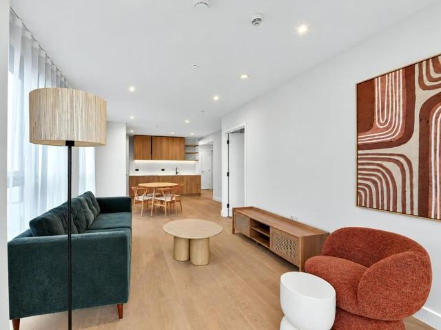 Apartment for rent in Browning Estate, Greater London