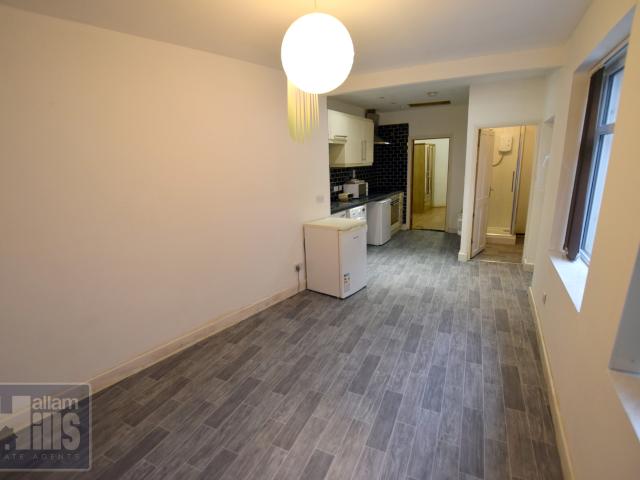 Apartment for rent in Lowfield, Sheffield
