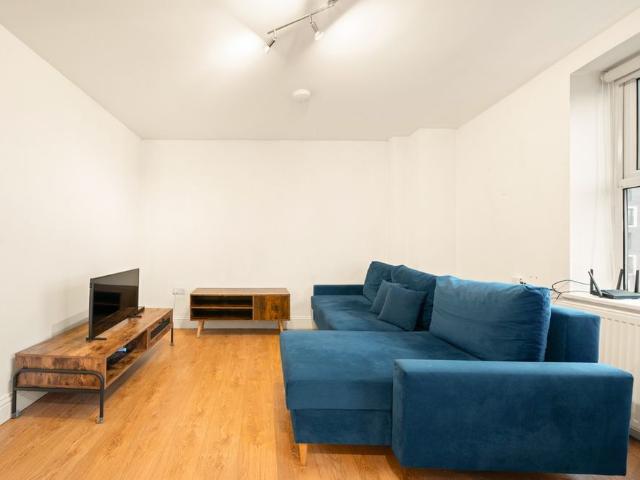 Apartment for rent in South Hackney, Greater London