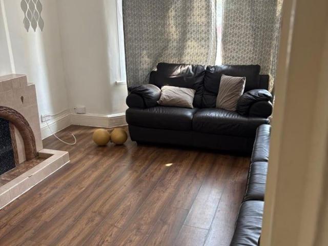 Apartment for rent in Gants Hill, Greater London