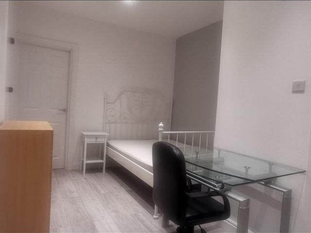 Apartment for rent in Lenton Abbey, Haddon