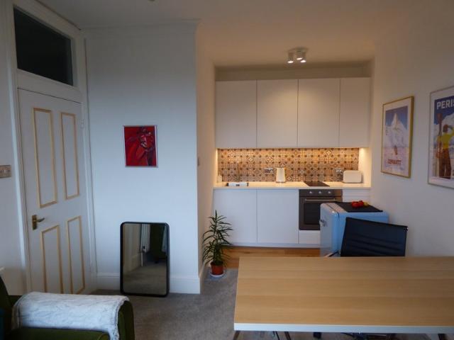 Apartment for rent in Brunswick, Brighton