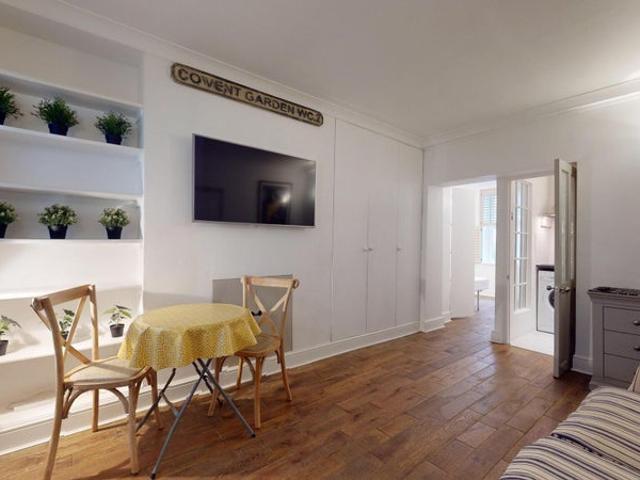 Apartment for rent in St Clement Danes, Greater London