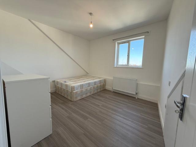 Apartment for rent in Harlesden, Greater London