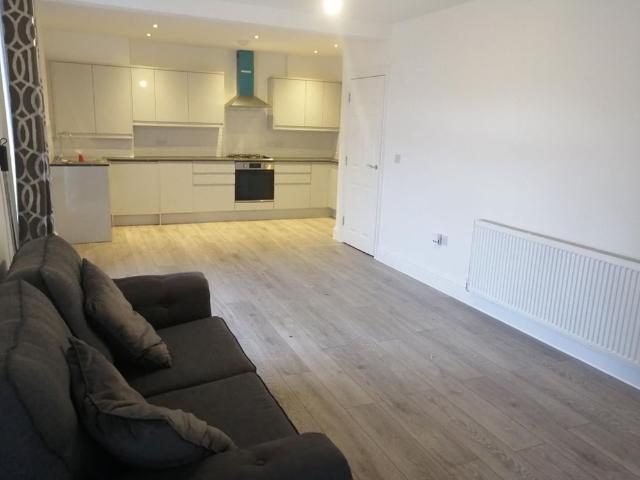 House for rent in North Cheshire Trading Estate, Prenton