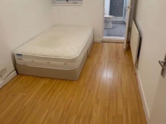 Apartment for rent in Mill Hill, Greater London