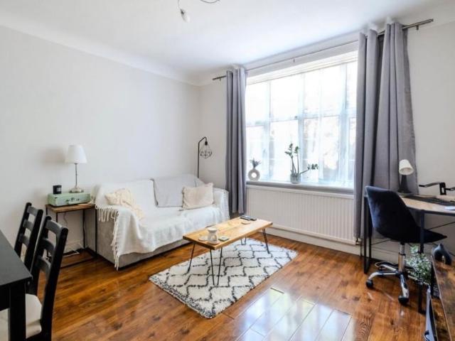 Apartment for rent in Streatham, Greater London
