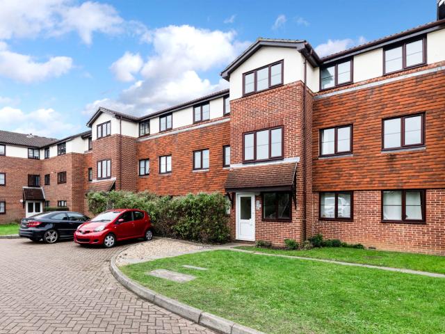 Apartment for rent in Epsom, Surrey