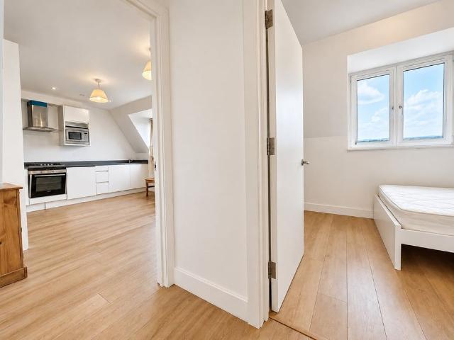 Apartment for rent in Kilburn, Greater London