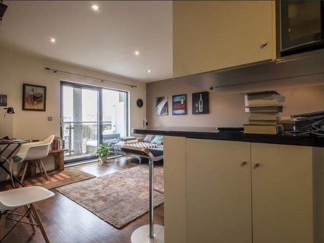 Apartment for rent in Chalk Farm, Greater London