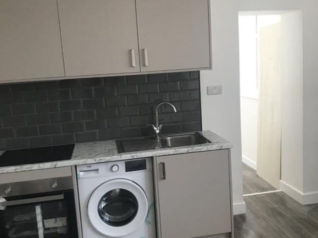 Apartment for rent in Saint George's, Netherthorpe