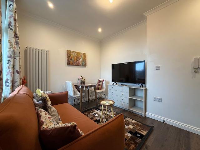 Apartment for rent in London Borough of Ealing, Greater London