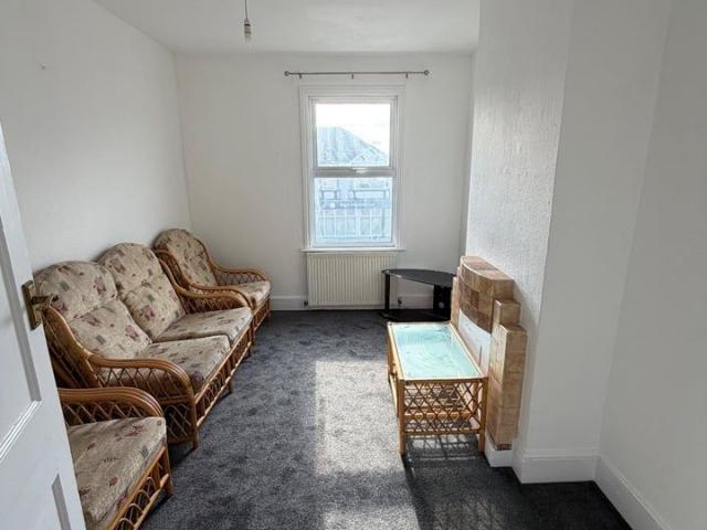 Apartment for rent in Gants Hill, Greater London